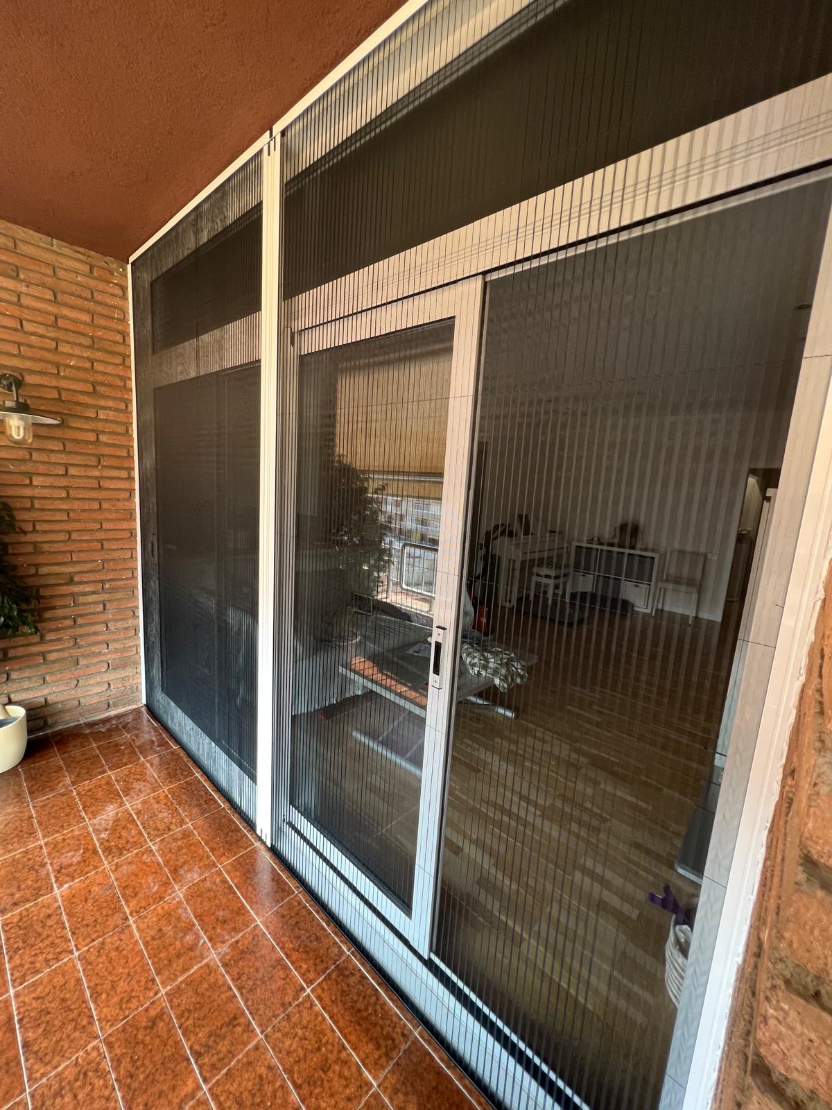 Mosquitera plisada 2