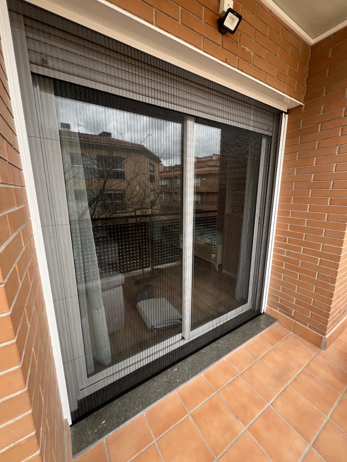 Mosquitera plisada 4